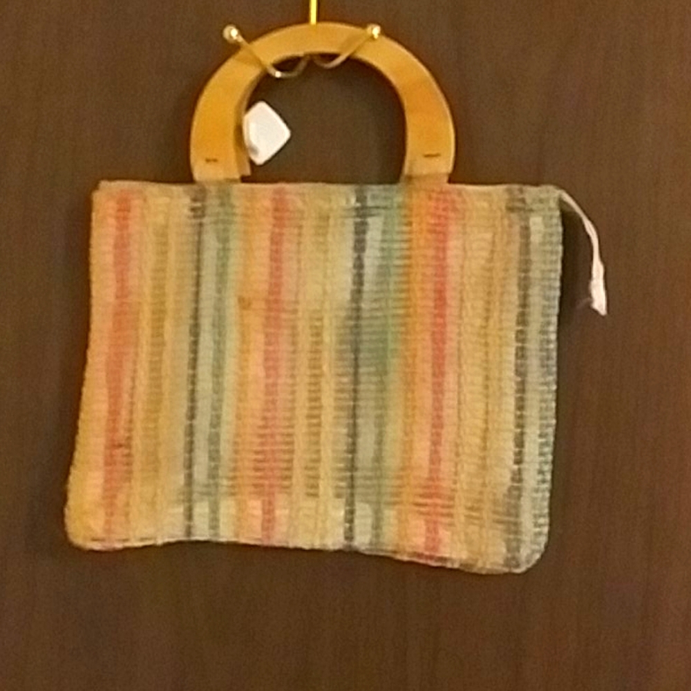 Hand bag